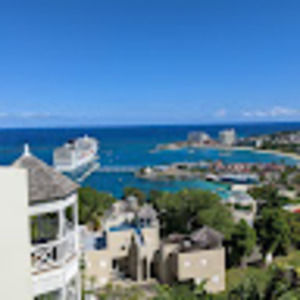 Meet your Posher, Donovan